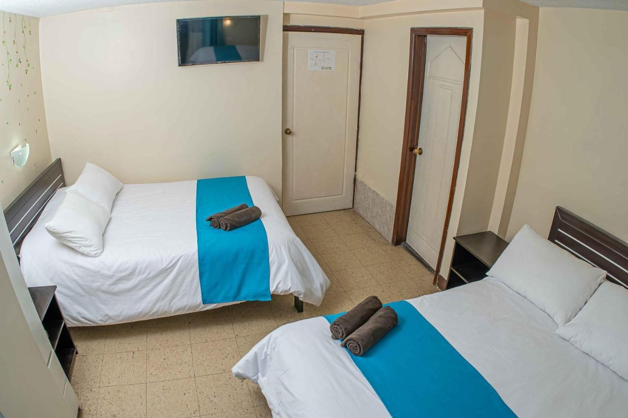 Hotel Tungurahua バーニョス エクステリア 写真