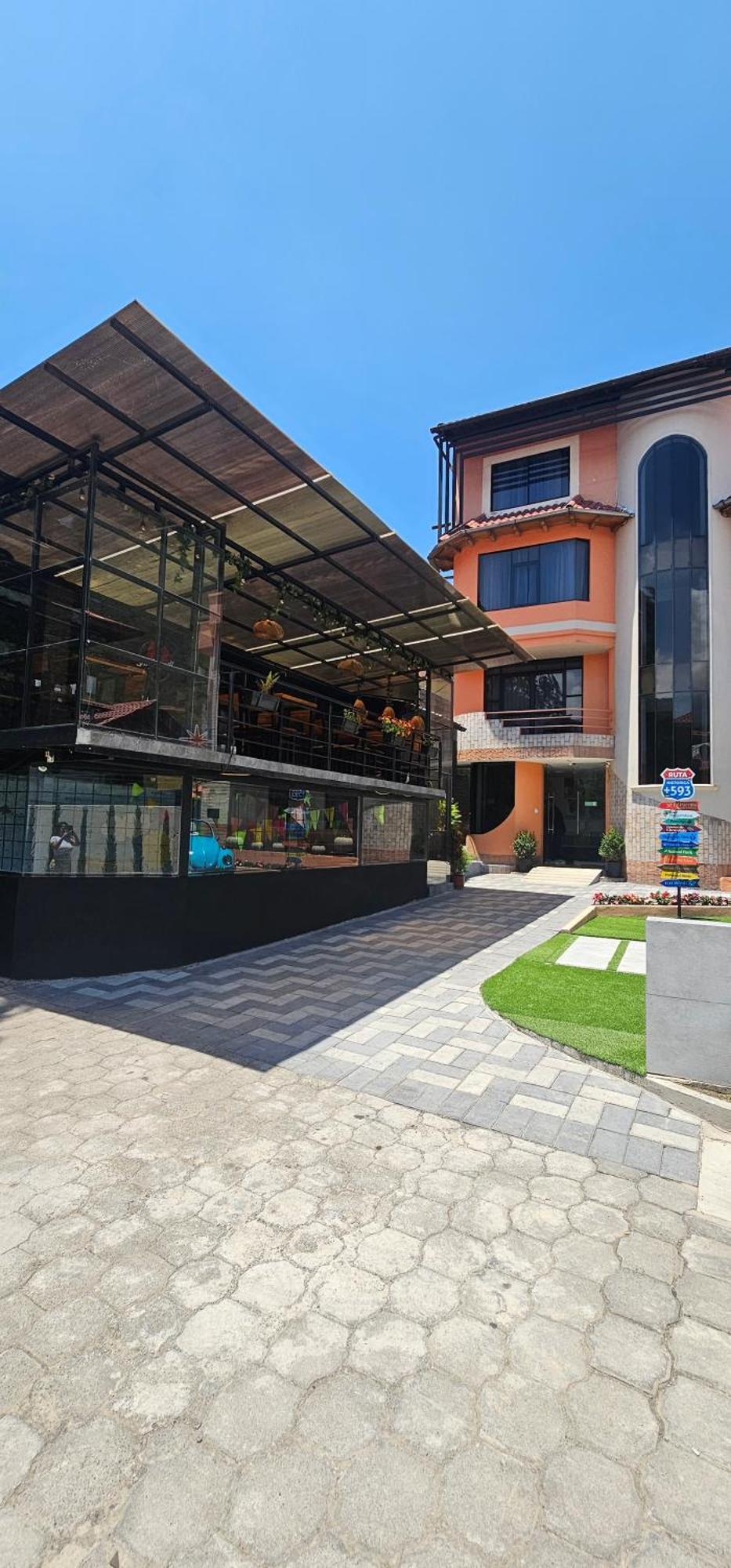 Hotel Tungurahua バーニョス エクステリア 写真