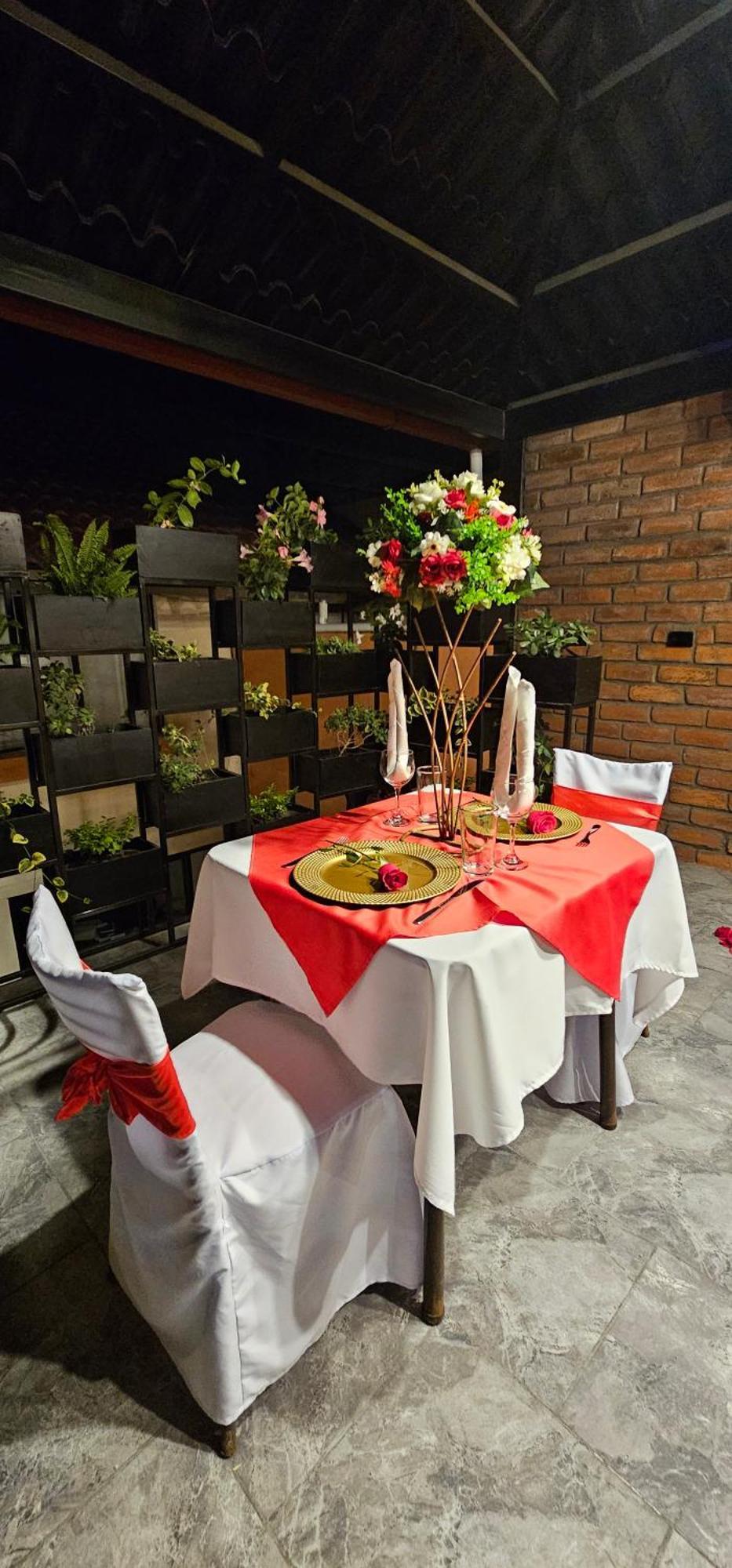 Hotel Tungurahua バーニョス エクステリア 写真