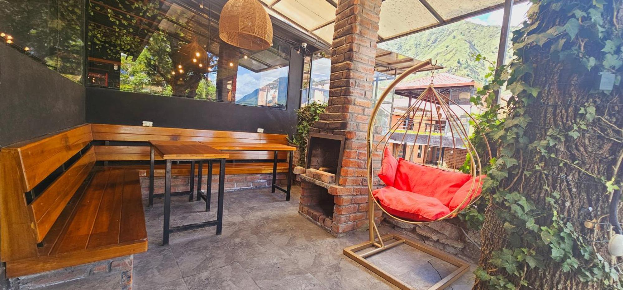 Hotel Tungurahua バーニョス エクステリア 写真